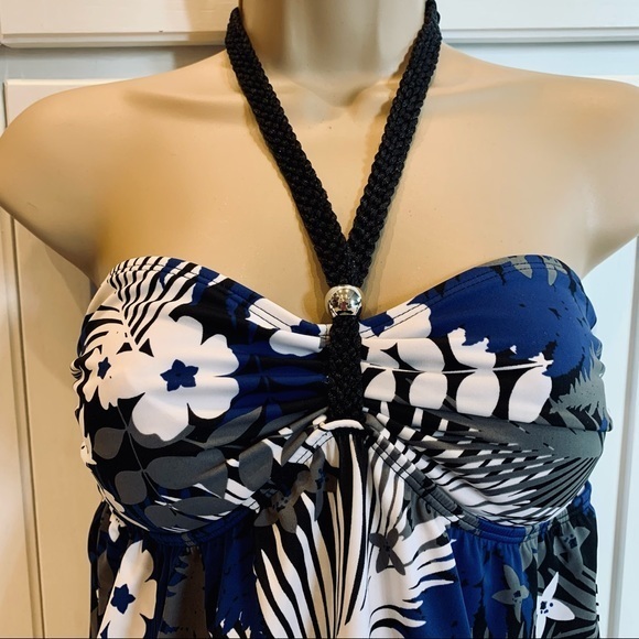 Tropical Escape Blue Floral Tankini‎ Swimsuit 6 - Picture 2 of 13